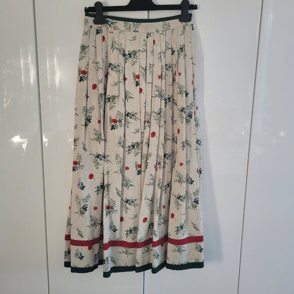 Rare Vintage Wenger of Austria Cottagecore Pleated Skirt - Picture 3 of 9